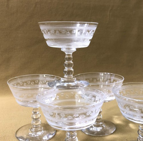 Coupe fruits griottes - coupe,