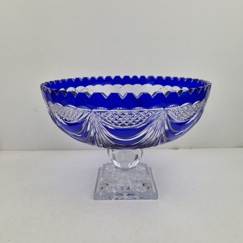 Grande coupe fruits centre - coupe, a